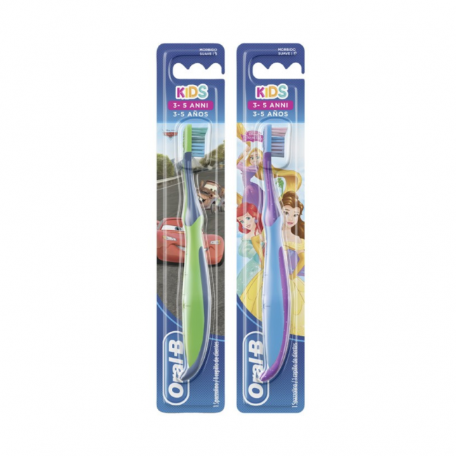 1 pezzo di Spazzolino Manuale Cars&Princess 3-5 anni da OralB Kids