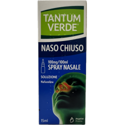 Flacone da 15 Ml Spray con Applicatore di Tantum Verde Naso Chiuso  della Angelini Pharma